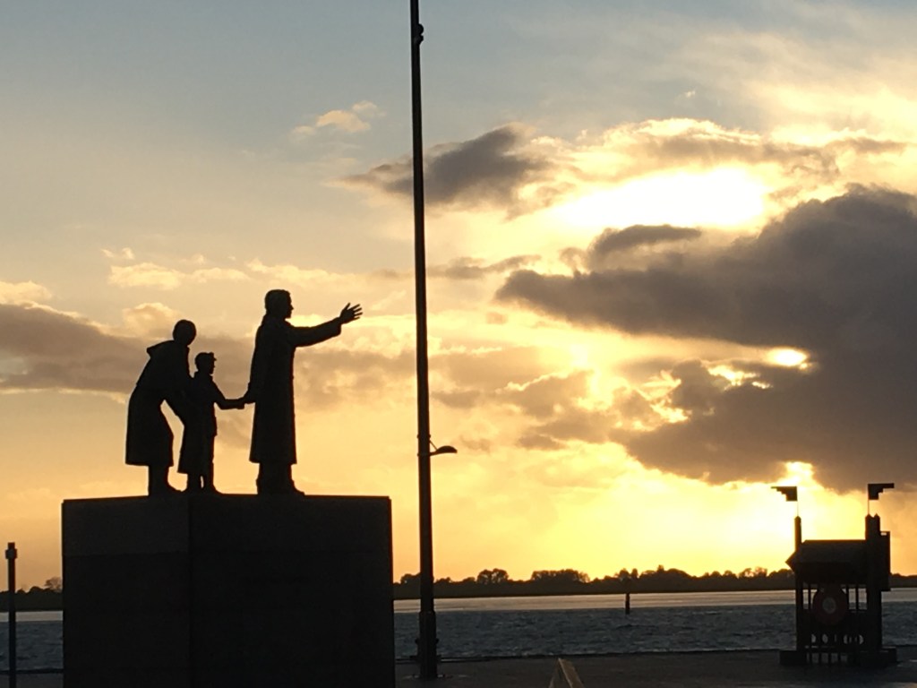 Bremerhaven. 50er Jahre,  Auswanderer und der Duft der großen weiten&nbsp;Welt