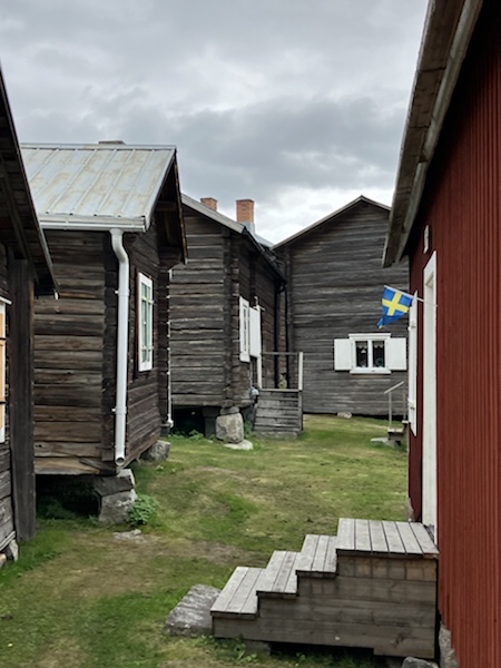 Fluchtstadt, beheizte Fuzo und Palt&nbsp;Koma