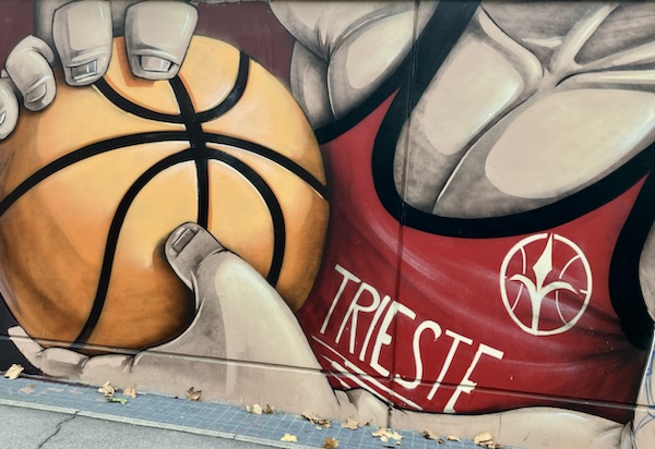 Ein überbewertetes Fischerdorf, das KZ in der Reismühle und Street Art zum Blooms&nbsp;Day