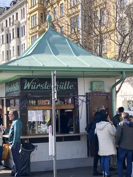 Vorbereitungen für den Trip nach&nbsp;Wien