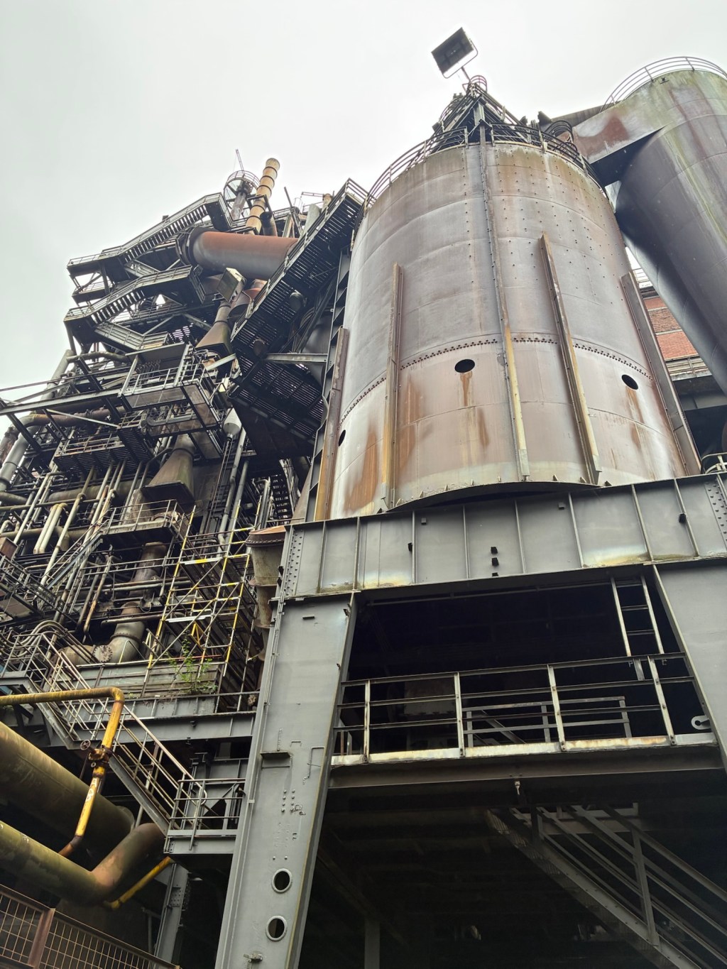 Ruhrpott bei Regen: Von römischen Katastrophen zu rostigen&nbsp;Kolossen