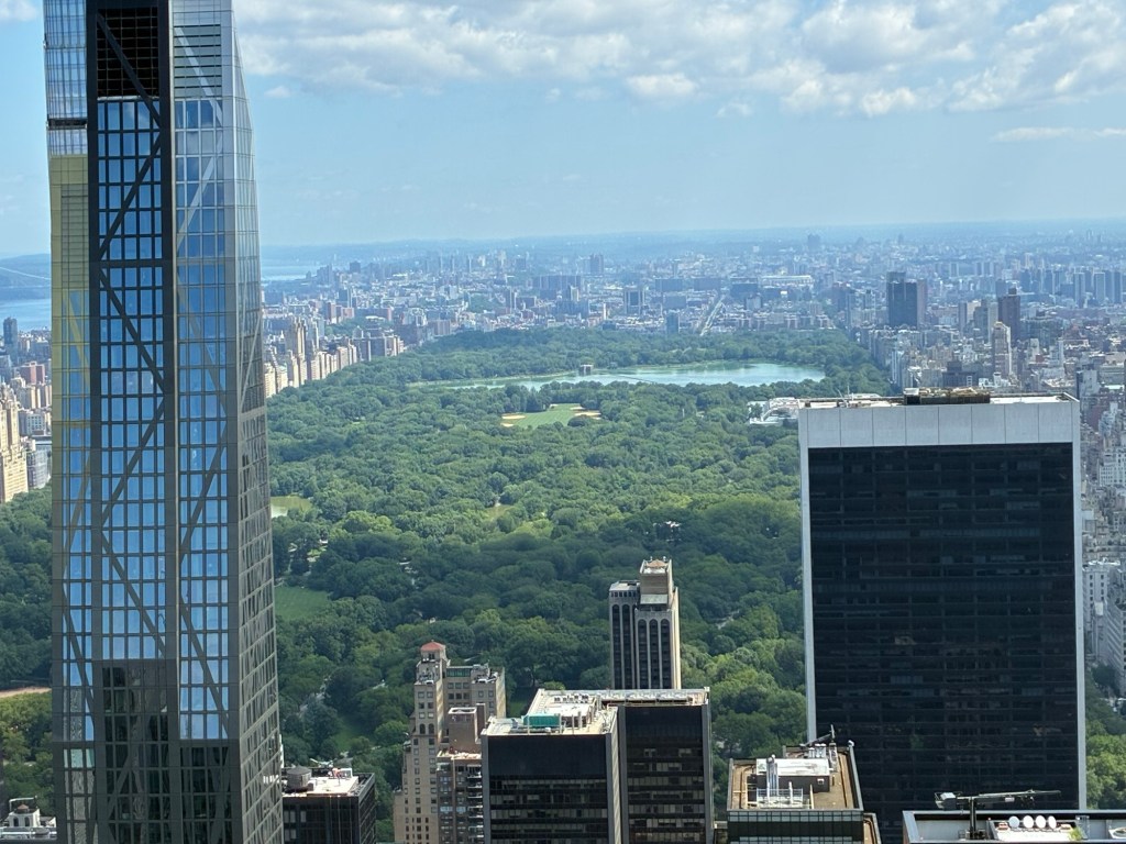 New York:  nuancenreich, neurotisch & never&nbsp;sleepy